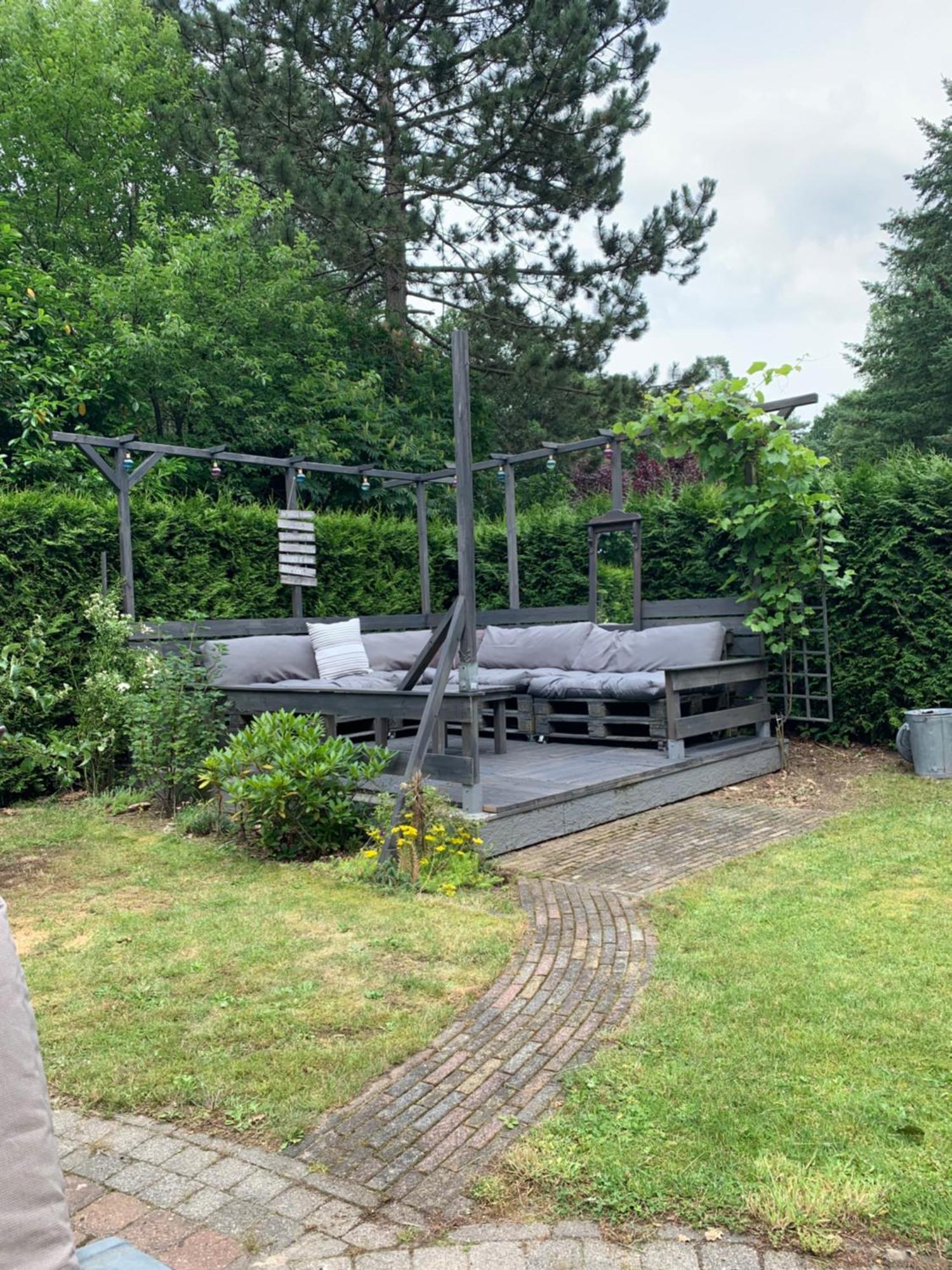 Dubbele Chalet Op Recreatiepark Topparken Op De Veluwe In Beekbergen Met Grote Vrije Tuin En Eigen Parkeerplaats الغرفة الصورة